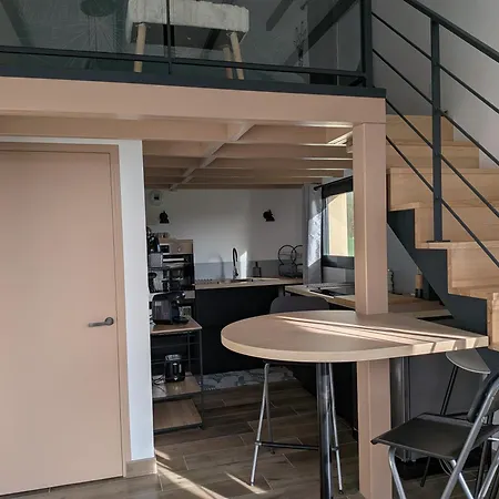 Holiday home Agreable Duplex Bissieres